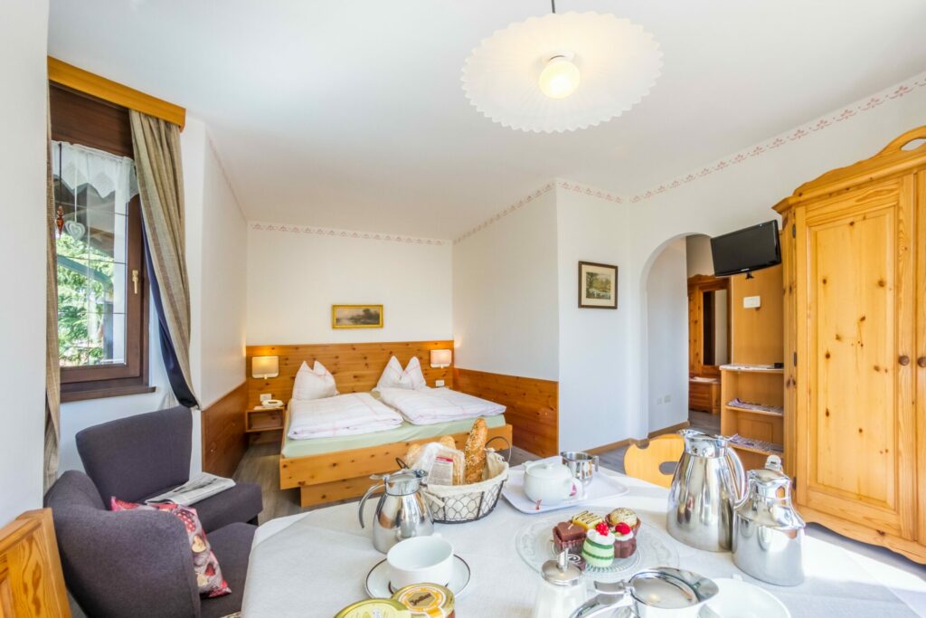 apartment meran 52 Appartamenti svg+xml;charset=utf