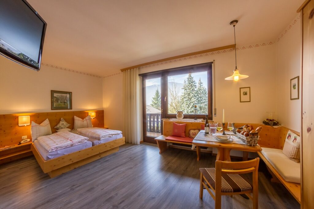 apartment meran 61 Appartamenti svg+xml;charset=utf