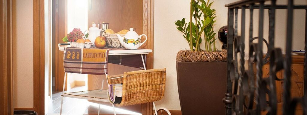 Colazione carello La nostra casa svg+xml;charset=utf